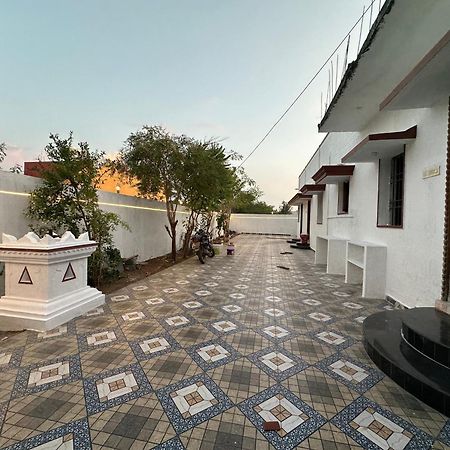 Arunachala Sashwin Guest House Тіруваннамалай Екстер'єр фото